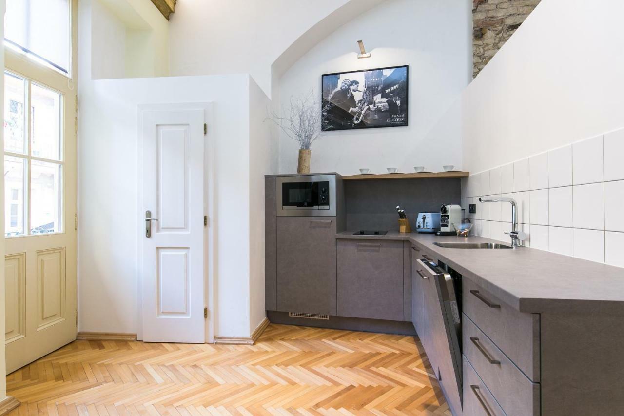 Apartment Nebovidy I - Historic Centre - Terrace - Air Conditioning פראג מראה חיצוני תמונה